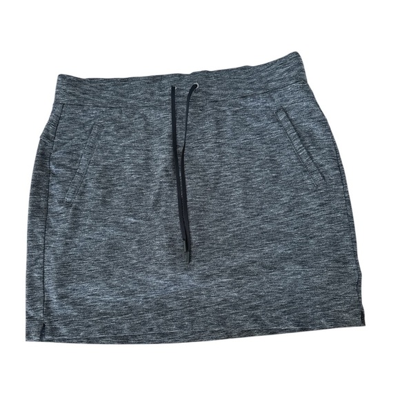 Athleta Pants - Athleta Charcoal Textured Skirt Skort